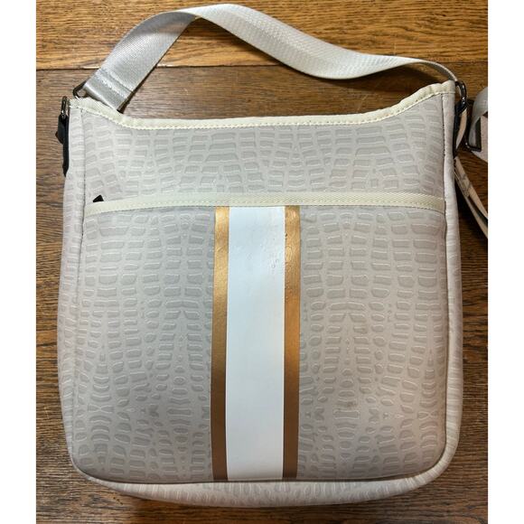 Haute Shore Neoprene Crossbody Purse in Cream Croc Print Adjustable Strap - Picture 3 of 13